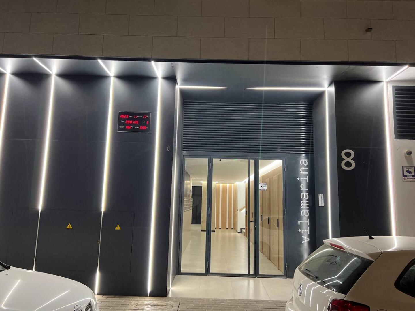 Apartamentos Nuevo Con Aire Y Wifi Águilas Exteriér fotografie